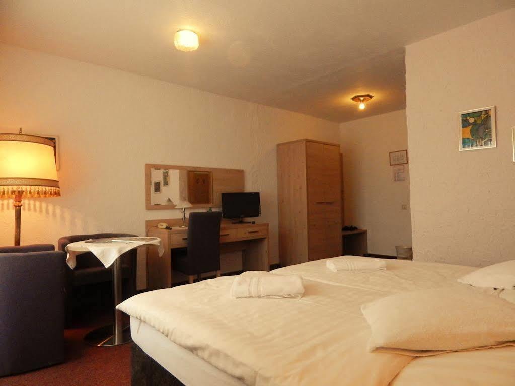 Land-gut-hotel Zum Alten Forsthaus - Aufladestation Fuer Elektroautos Hotel