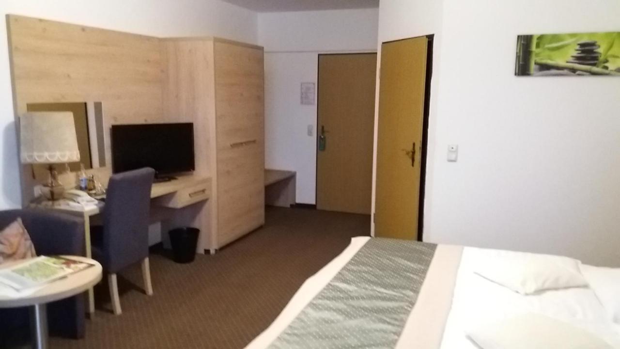 Land-gut-hotel Zum Alten Forsthaus - Aufladestation Fuer Elektroautos Hotel